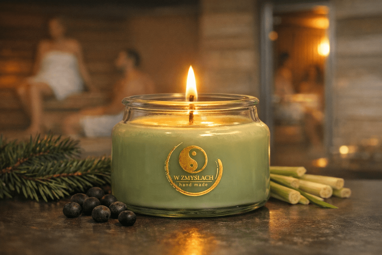 "Forest Spa" 330ml/50h palenia - zapachowa świeca sojowa. Sosna, świerk, las - W Zmysłach