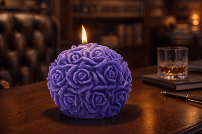 "Noir Bloom" 270g - Świeca sojowa z męskim Vibem. Róża, Paczula, Cedr. - W Zmysłach