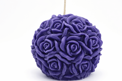 "Noir Bloom" 270g - Świeca sojowa z męskim Vibem. Róża, Paczula, Cedr. - W Zmysłach